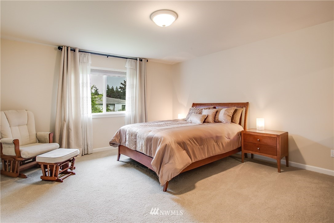2516 Edmonds Avenue Northeast Renton, WA 98056 - Photo 19 of 25 Gallery Image 19