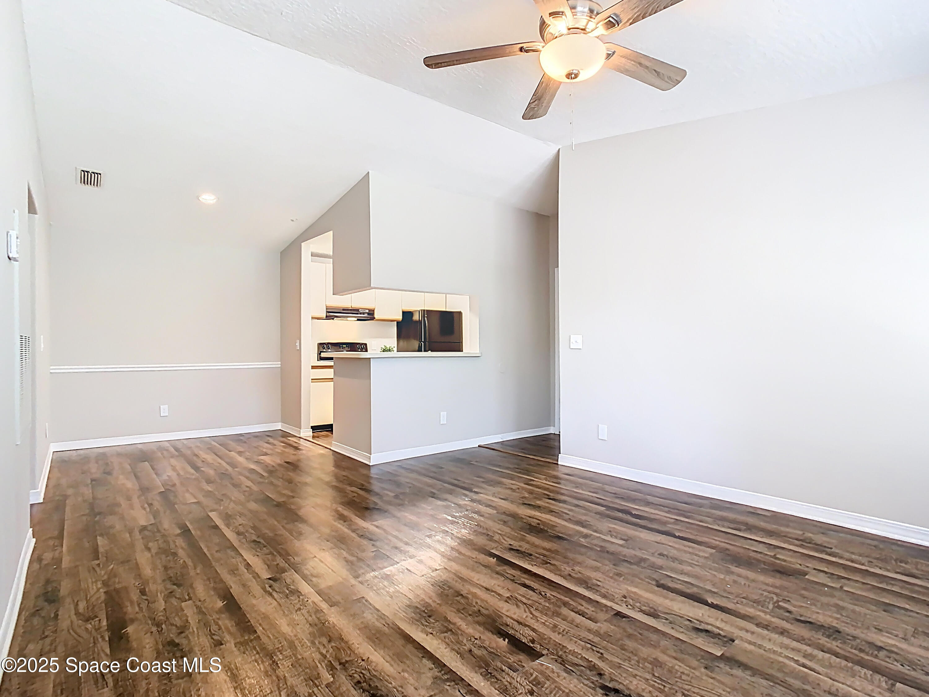 7667 North Wickham Road, Unit 721 Melbourne, FL 32940 - Photo 7 of 32 Dining area open