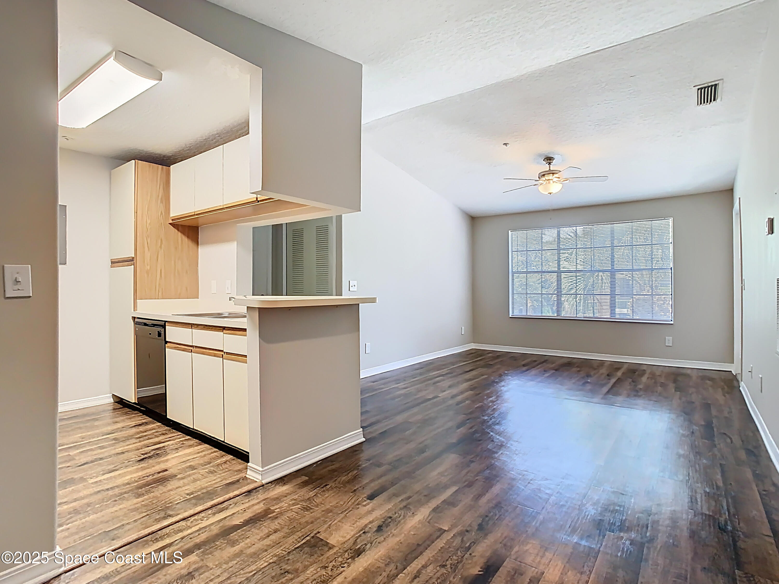 7667 North Wickham Road, Unit 721 Melbourne, FL 32940 - Photo 8 of 32 7667 N Wickham Road #721-8
