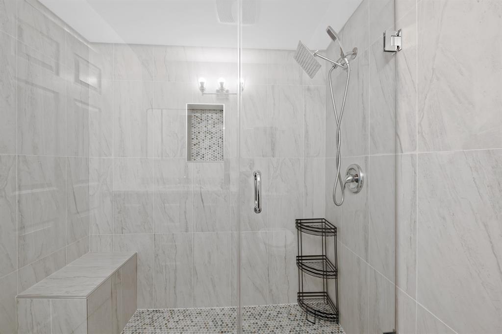 5298 Buckhead Circle, Unit 1040 Boca Raton, FL 33431 - Photo 12 of 25 a bathroom with a shower