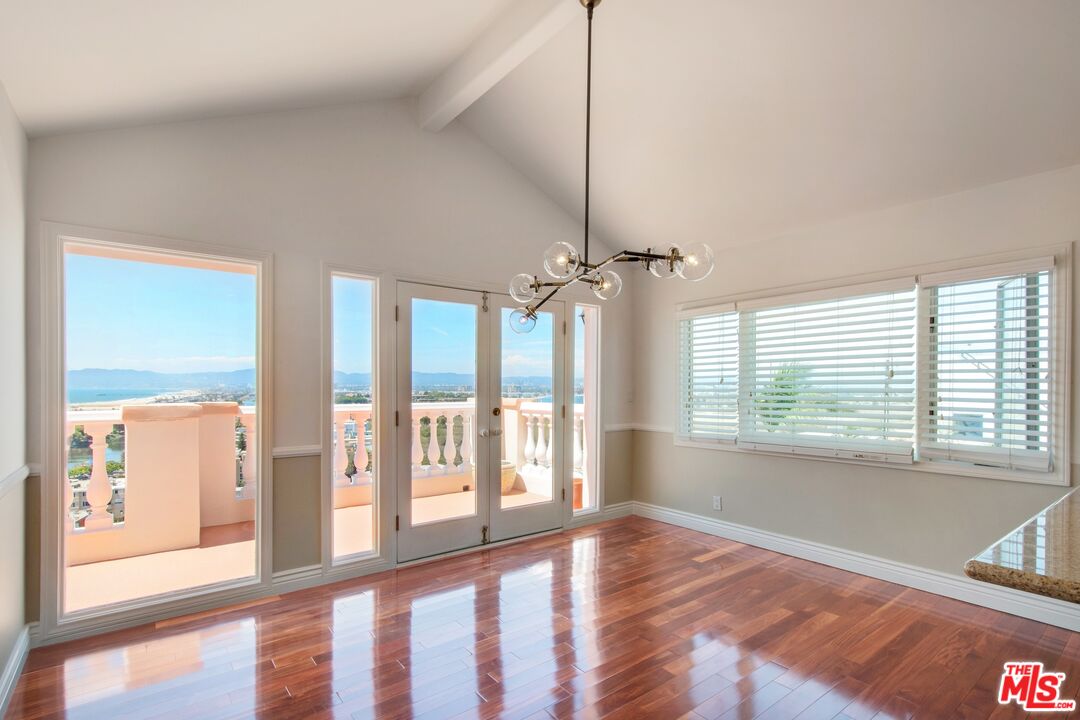 217 Fowling Street Playa del Rey, CA 90293 - Photo 15 of 51 a view of an empty room with a window