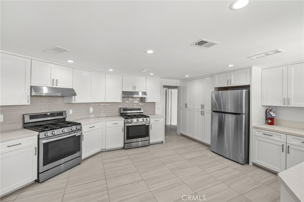 122 Colombo Lane, Unit 77 Tustin, CA 92780 - Photo 55 of 60
