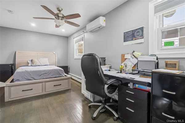 $860,000 | 568 Centerwood Street, West Babylon, NY 11704