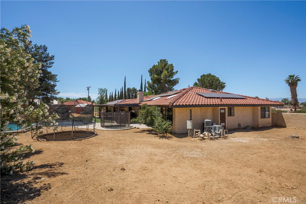 19954 Tinne Road Apple Valley, CA 92307 - Photo 34 of 54