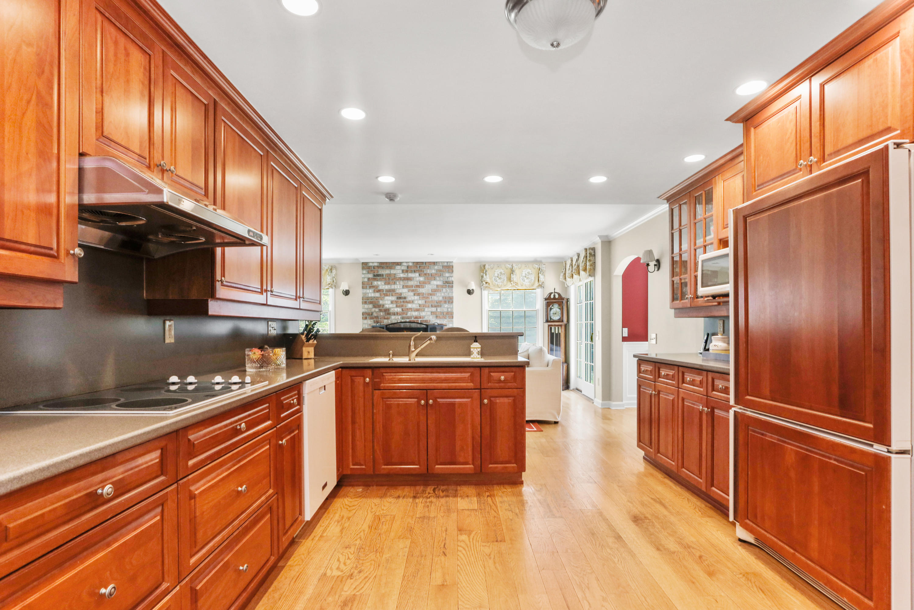 68 Brooks Road New Canaan, CT 06840 - Photo 8 of 32 kitchen3