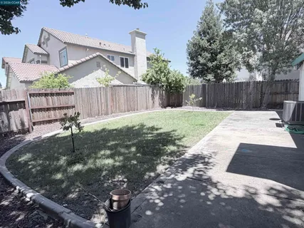 $520,000 | 8551 Summer Knoll Way, Elk Grove, CA 95624