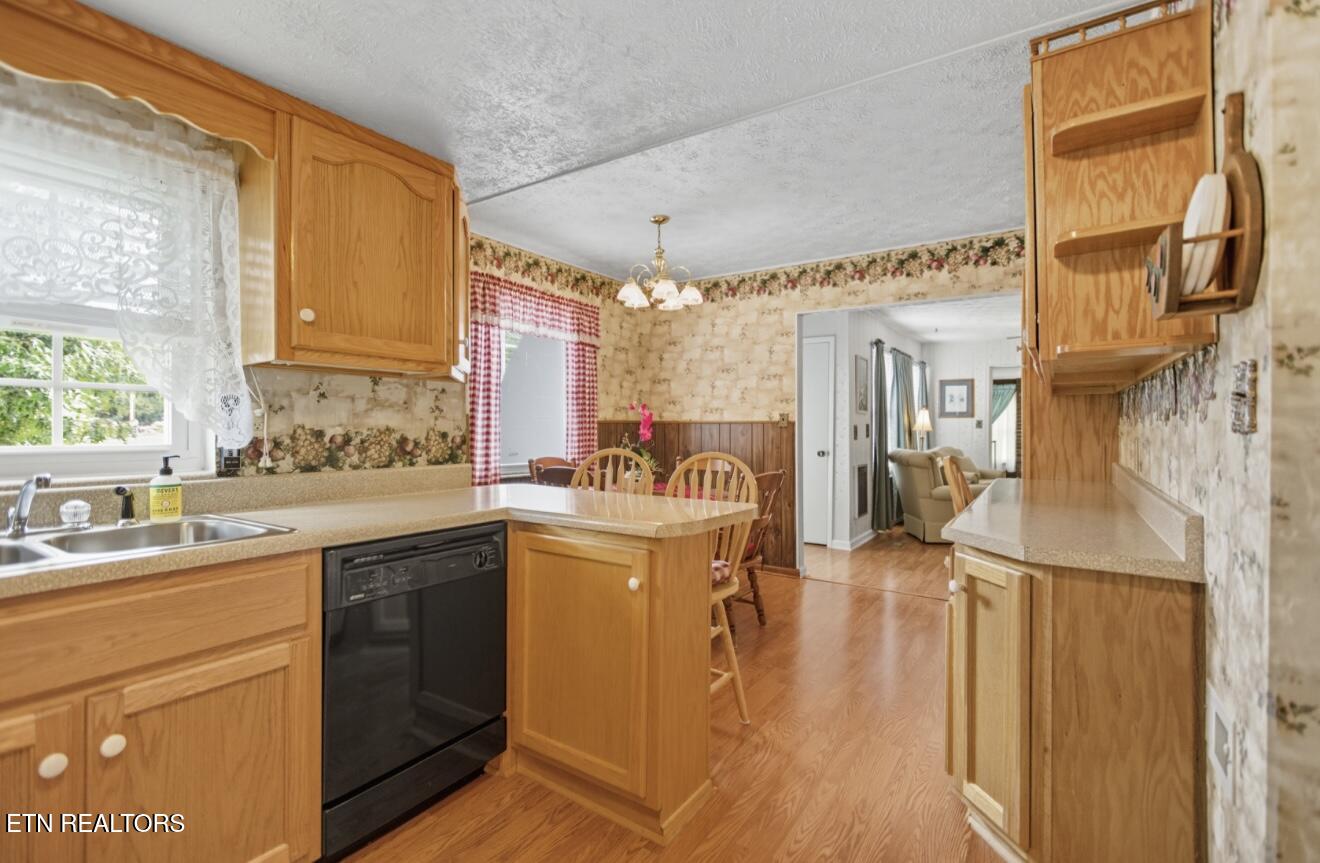 308 Mimosa Street Tazewell, TN 37879 - Photo 25 of 58 IMG_8130