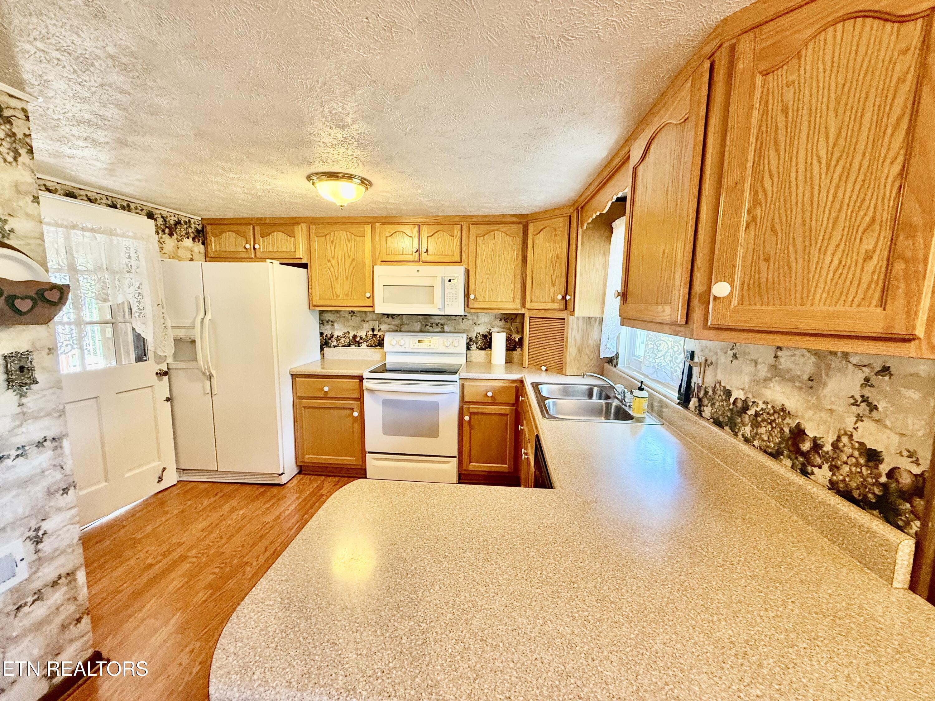 308 Mimosa Street Tazewell, TN 37879 - Photo 29 of 58 IMG_7760