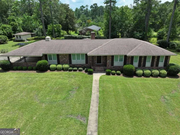 $235,000 | 16 South Woodlawn Drive, Blakely, GA 39823