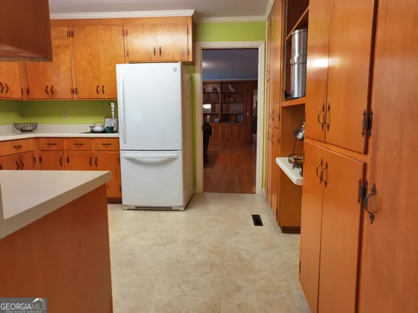 $235,000 | 16 South Woodlawn Drive, Blakely, GA 39823