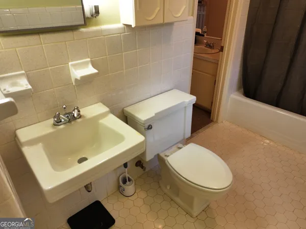 $235,000 | 16 South Woodlawn Drive, Blakely, GA 39823