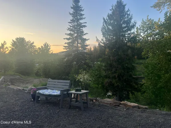 $329,000 | 370 Old County Road, Fernwood, ID 83830