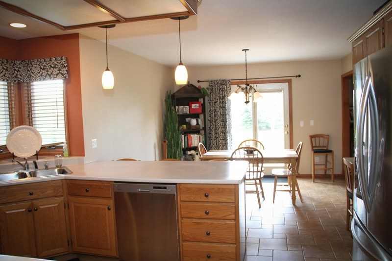 6611 Mapleton Drive Fort Wayne, IN 46845 - Photo 12 of 31 Gallery Image 12