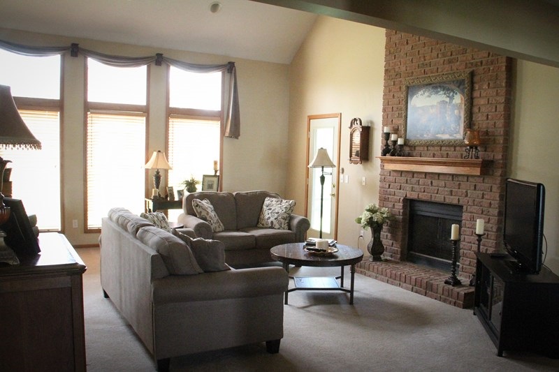 6611 Mapleton Drive Fort Wayne, IN 46845 - Photo 7 of 31 Gallery Image 7