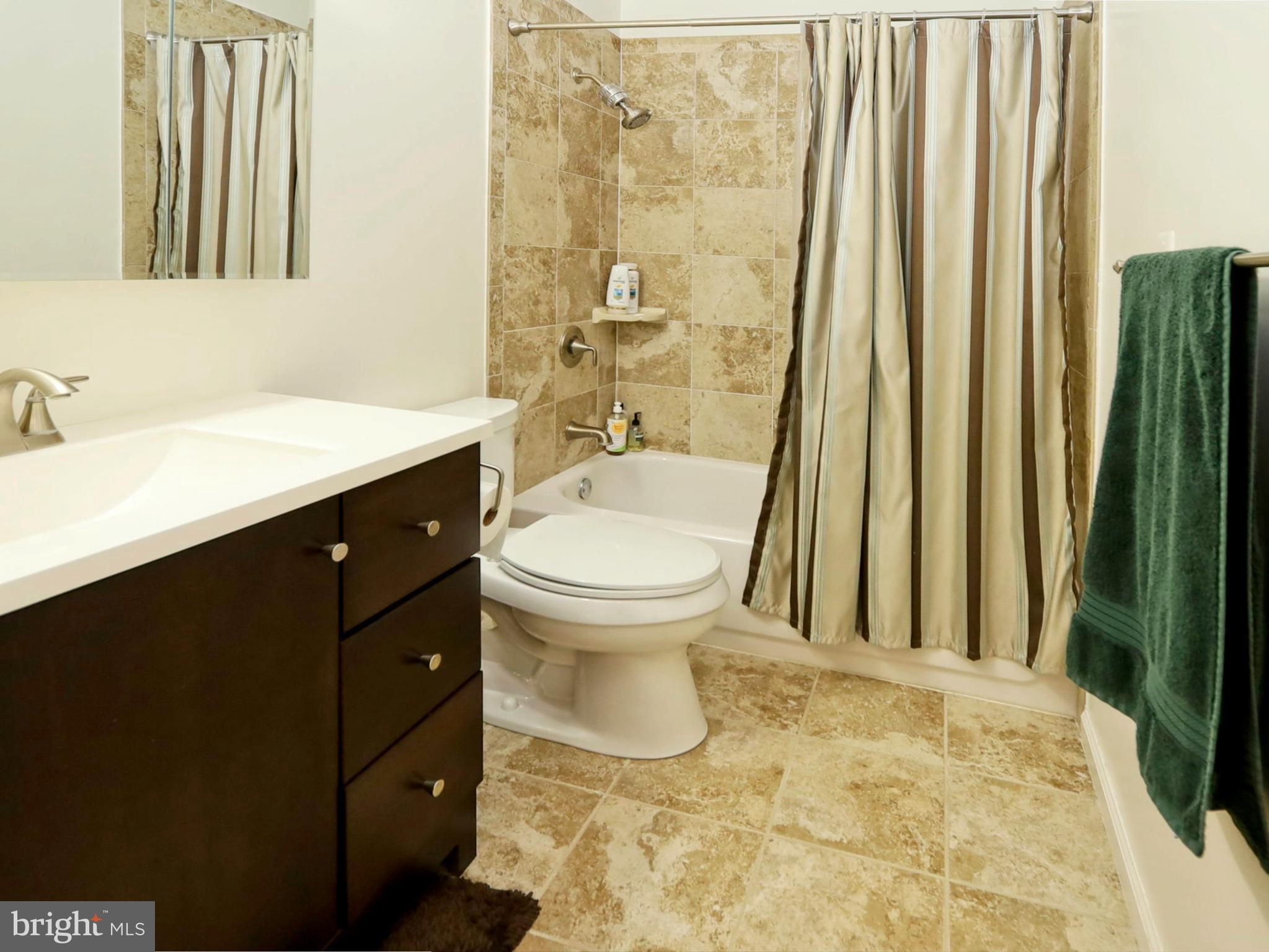 11037 Solaridge Drive Reston, VA 20191 - Photo 32 of 45 Renovated hall bathroom