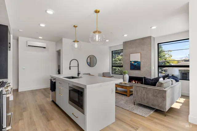 $669,900 | 1620 West Bannock Street, Unit 206, Boise, ID 83702