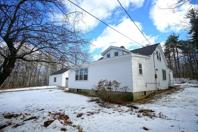 $377,500 | 22 Davis Village Road, New Ipswich, NH 03071
