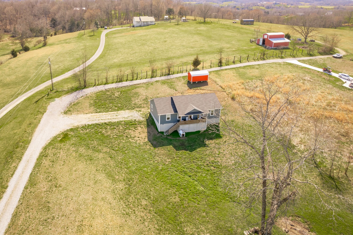 530 Lower Helton Road Alexandria, TN 37012 - Photo 3 of 24 a view of swimming pool with an ocean view