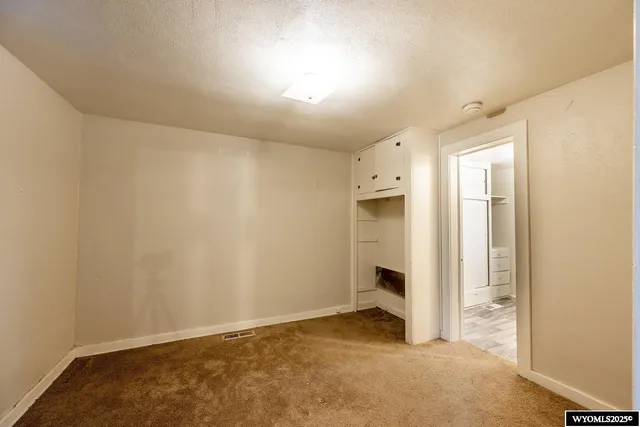 $230,000 | 847 North Desmet Avenue, Buffalo, WY 82834