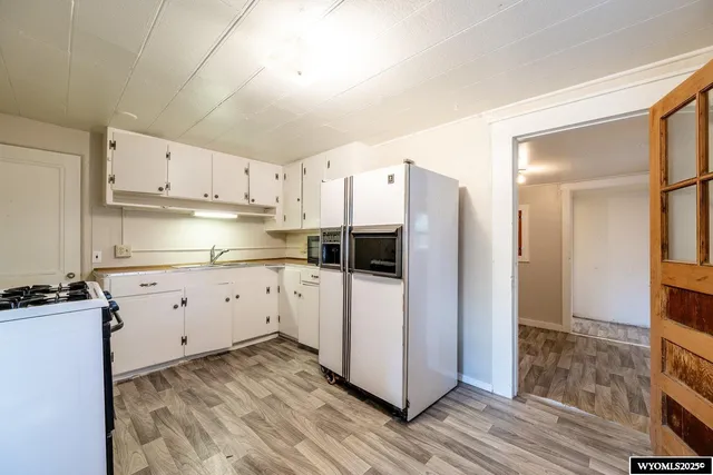 $230,000 | 847 North Desmet Avenue, Buffalo, WY 82834