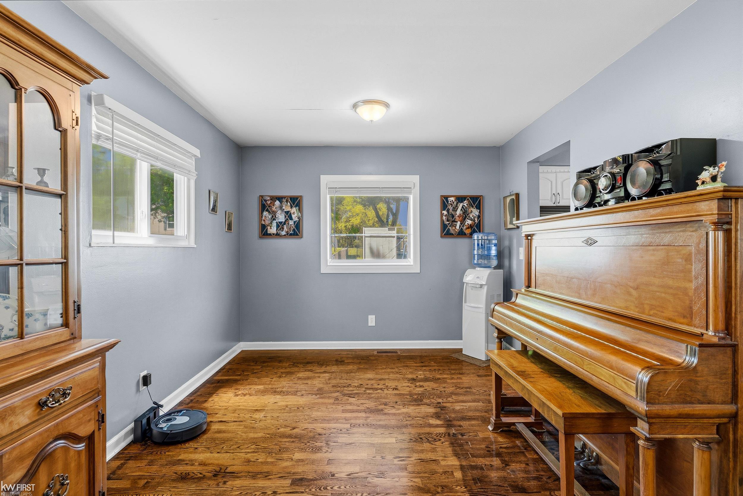 4216 Lahring Road Linden, MI 48451 - Photo 14 of 51