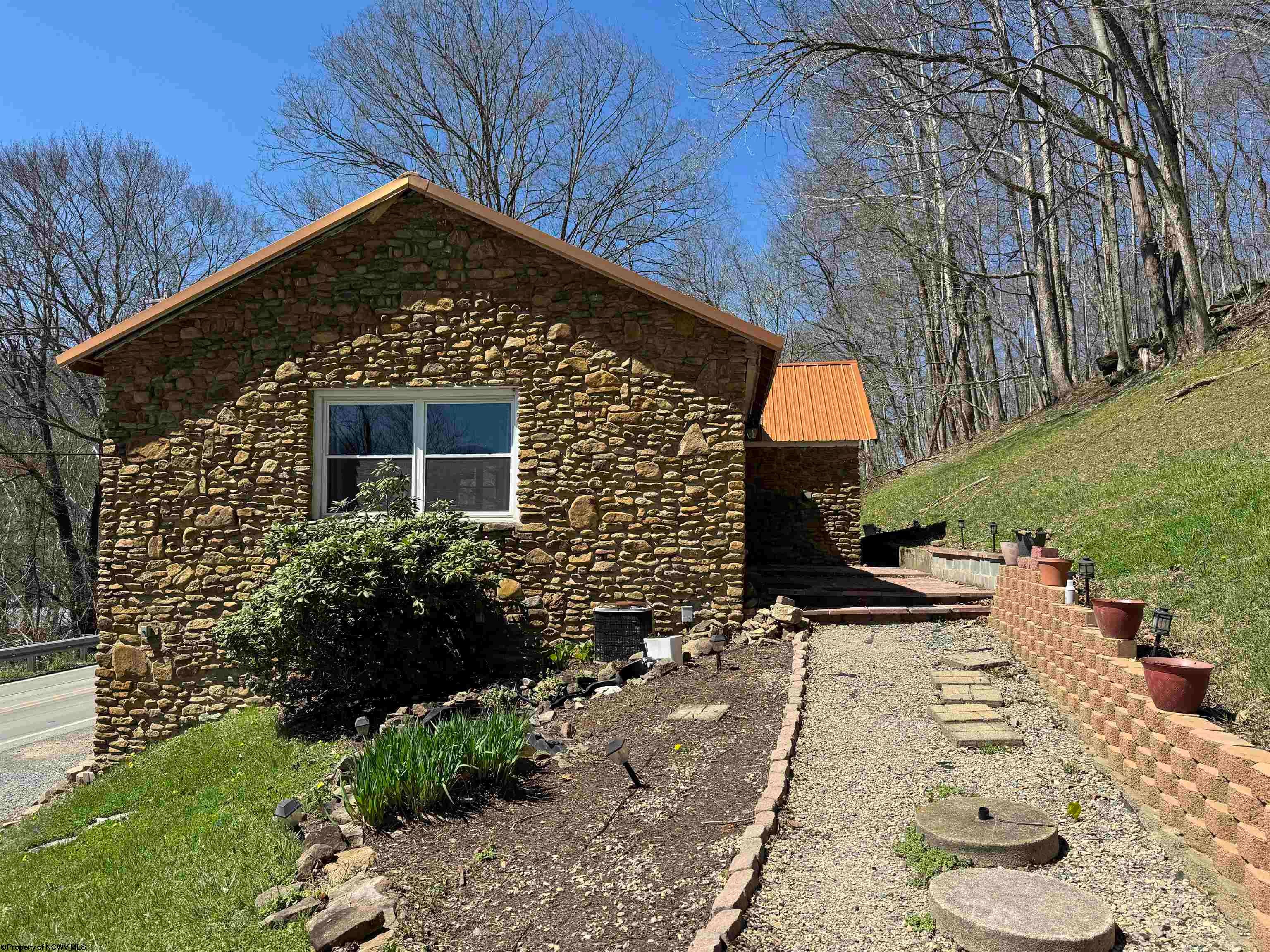 968 Bunner Ridge Road Fairmont, WV 26554 - Photo 17 of 22 Gallery Image 17
