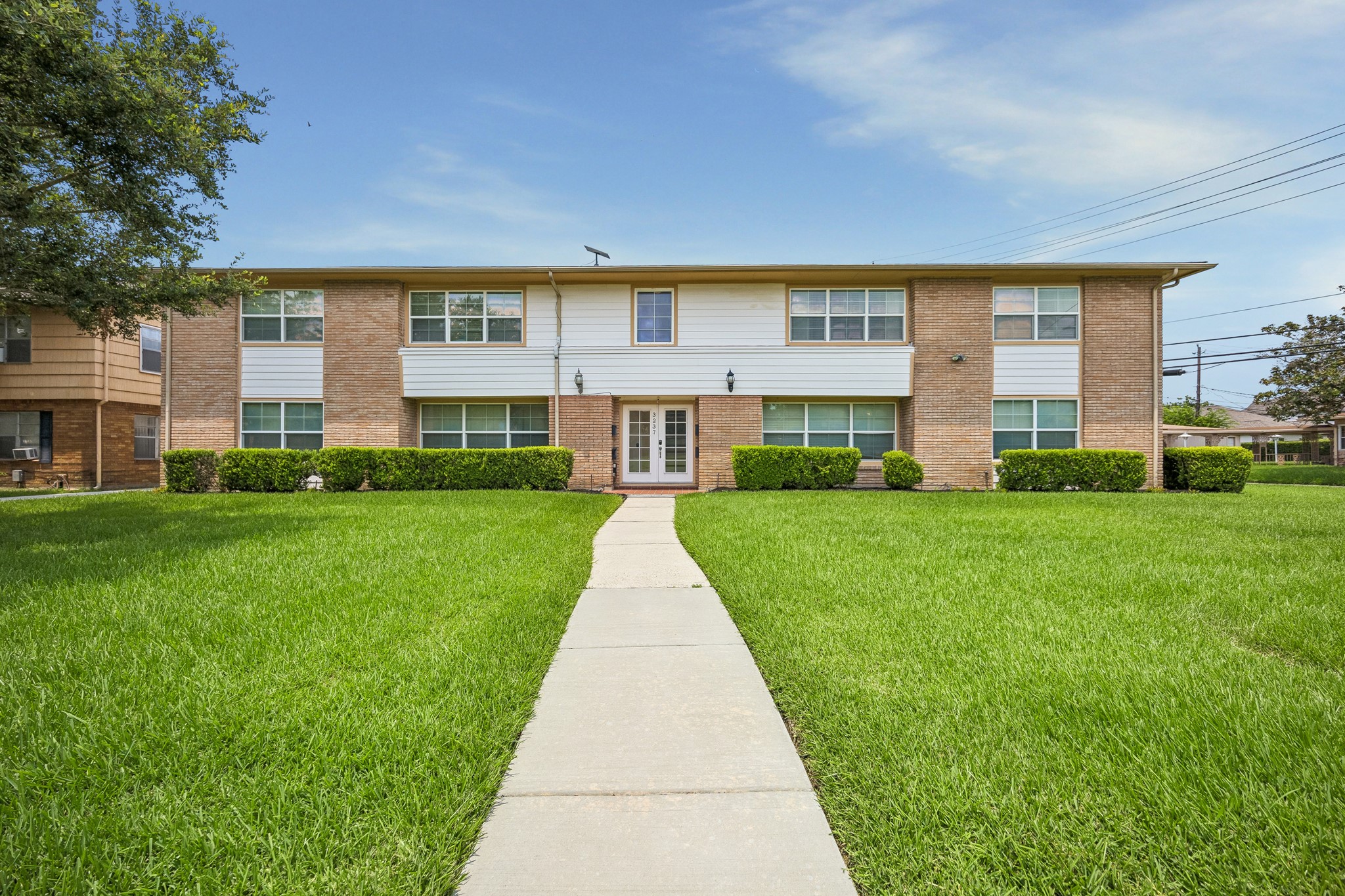 3237 Rosedale Street, Unit 2 Houston, TX 77004 - Photo 2 of 18