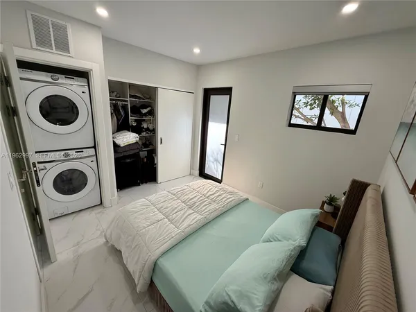 $2,900 | 944 Jefferson Avenue, Unit 9, Miami Beach, FL 33139