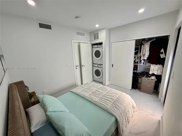 $2,900 | 944 Jefferson Avenue, Unit 9, Miami Beach, FL 33139