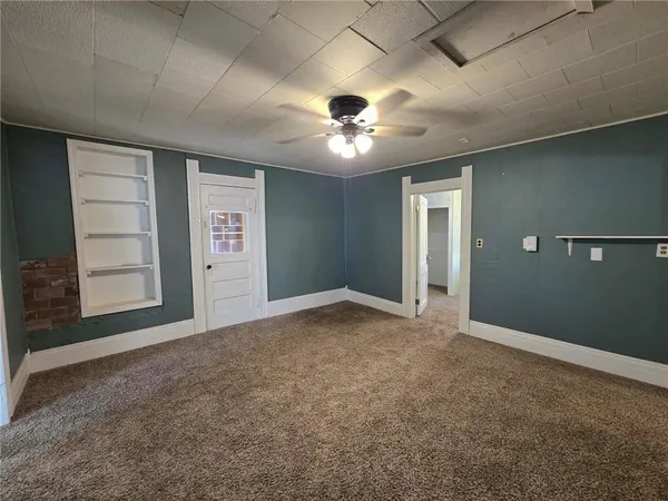 $145,000 | 506 4th Street, Calhoun, MO 65323