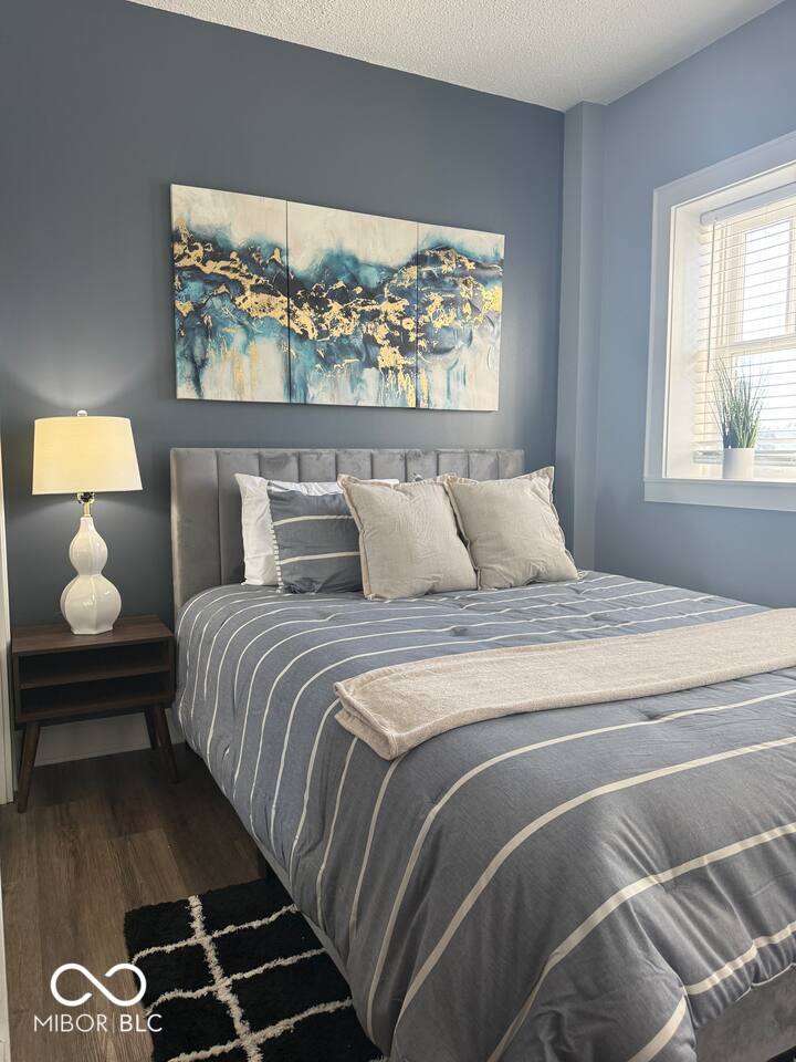 230 9th Street, Unit 406 Indianapolis, IN 46204 - Photo 4 of 14