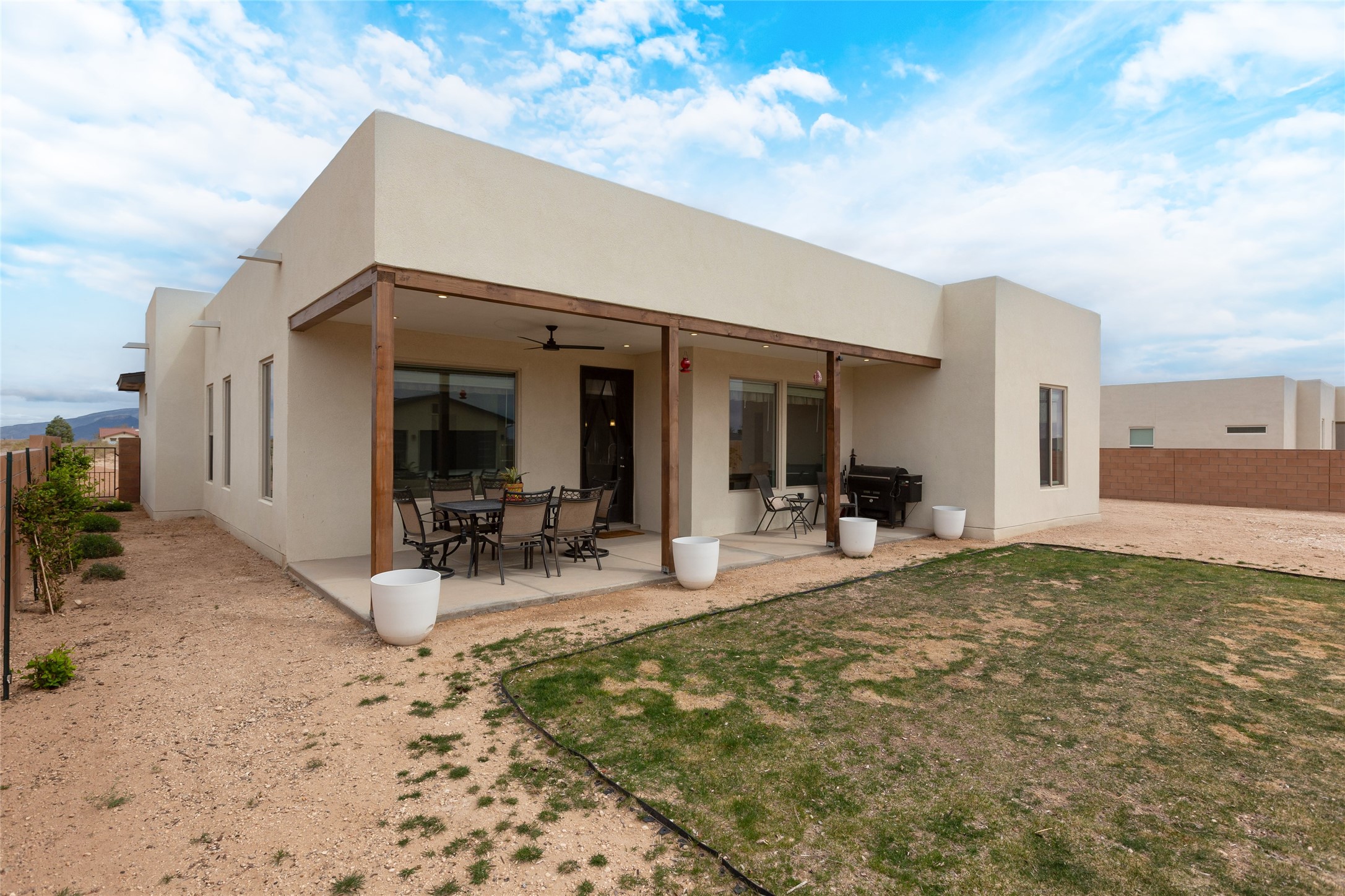 609 2nd Street Northeast Rio Rancho, NM 87124 - Photo 37 of 68