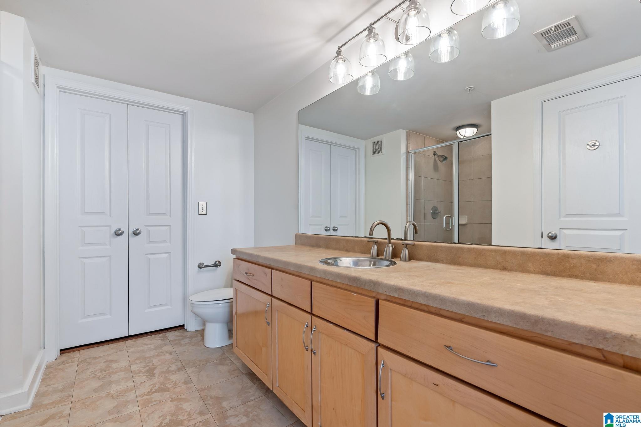 401 20th Street South, Unit 309 Birmingham, AL 35233 - Photo 18 of 37