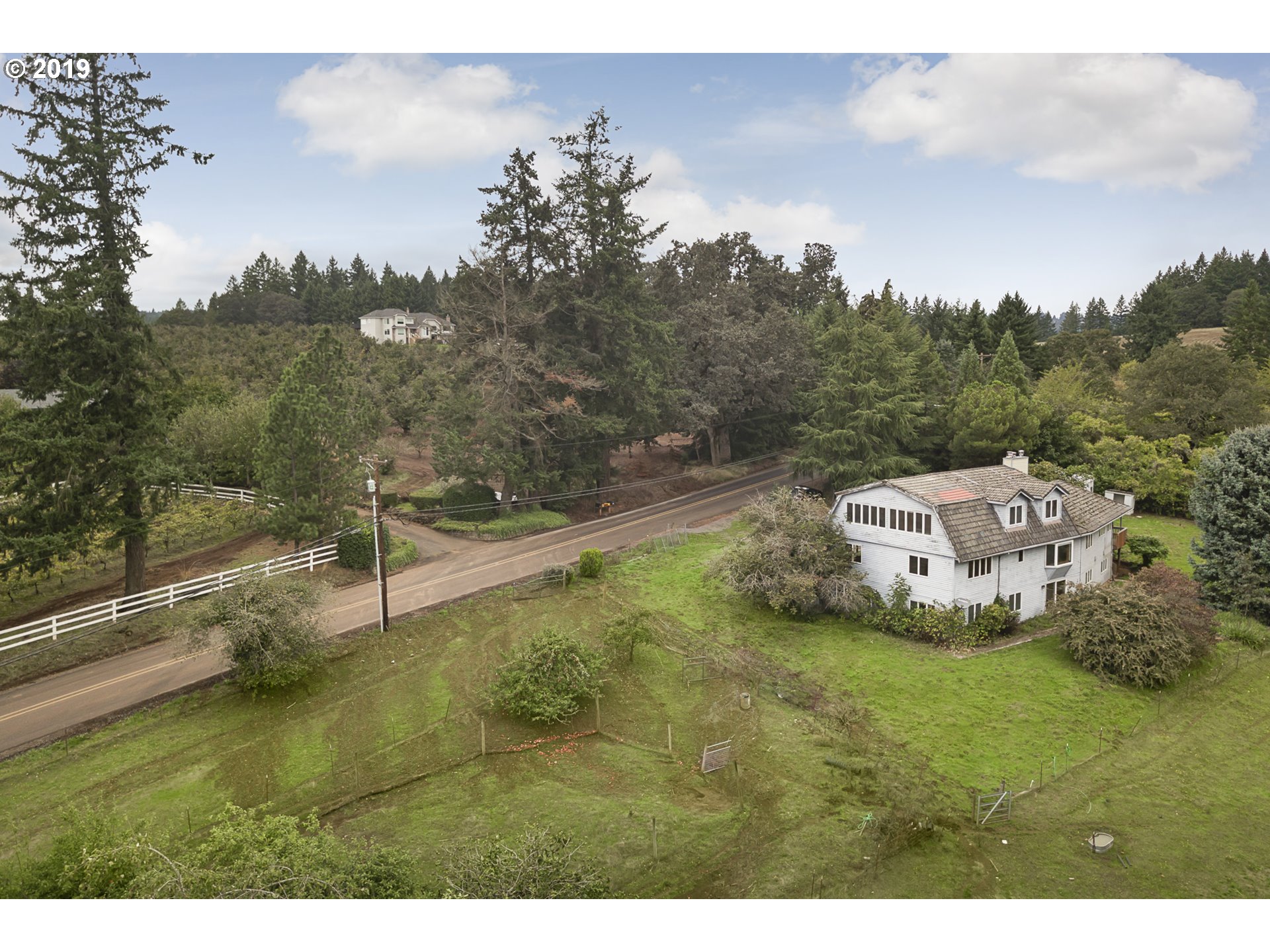 32698 Southwest Ladd Hill Road Wilsonville, OR 97070 - Photo 4 of 27
