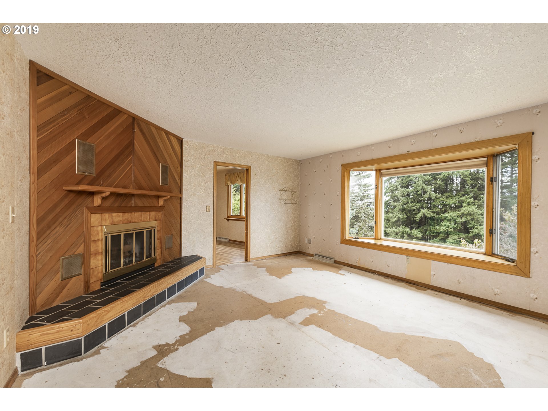32698 Southwest Ladd Hill Road Wilsonville, OR 97070 - Photo 9 of 27