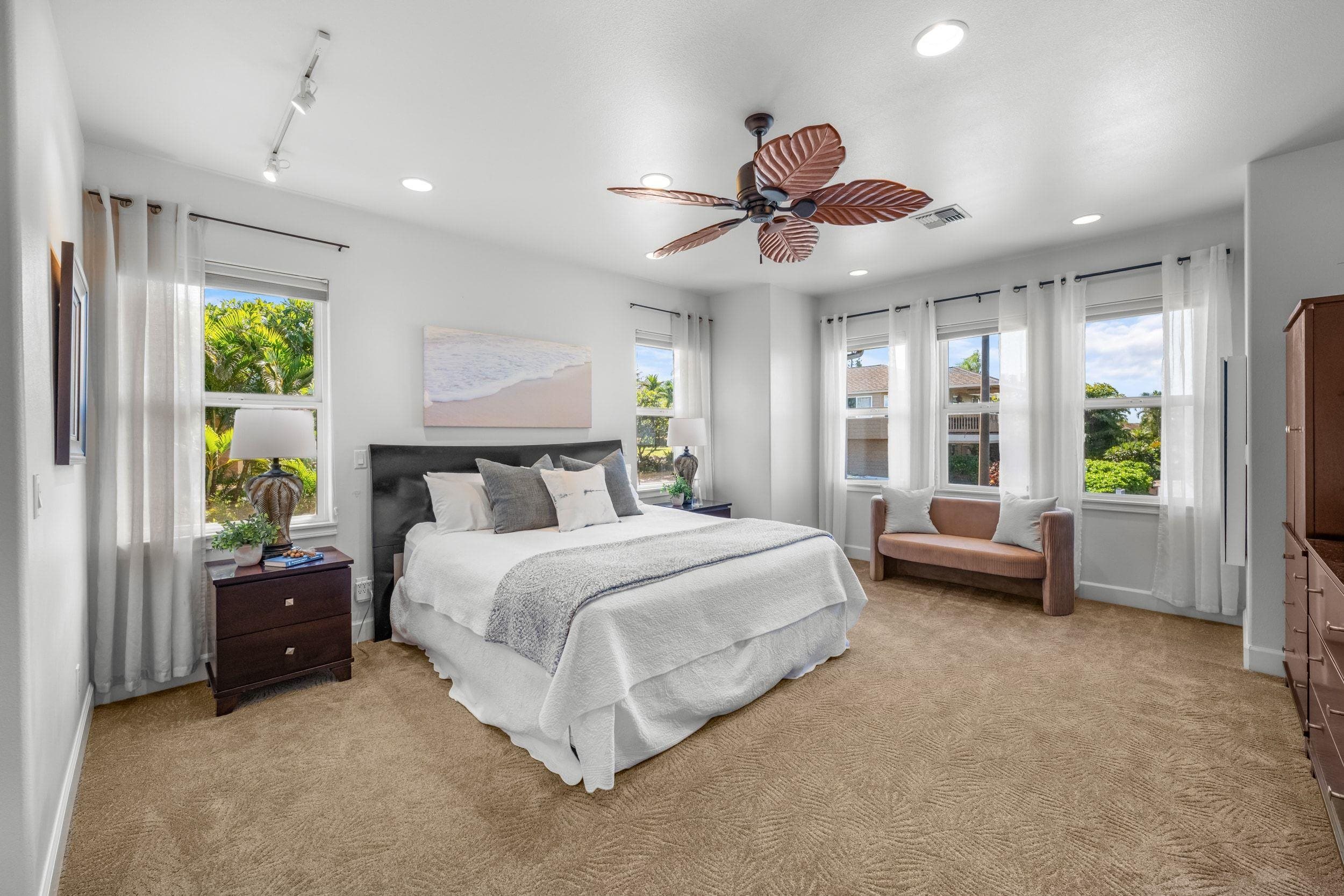 125 Kahana Makai Road Lahaina, HI 96761 - Photo 18 of 46 a spacious bedroom with a bed and a window