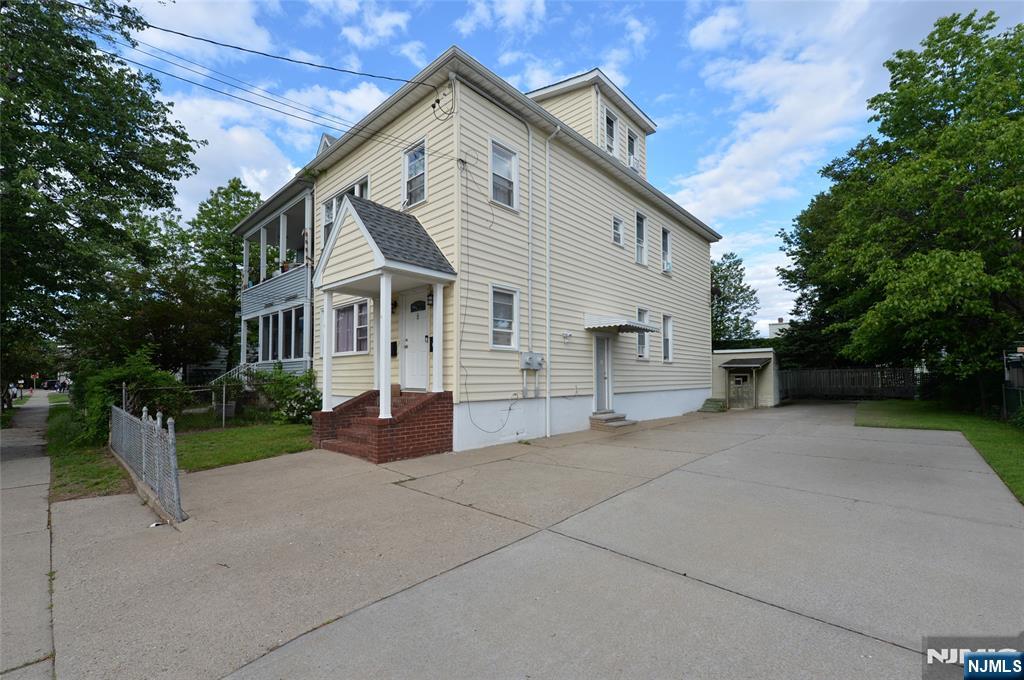 6 May Street Wallington, NJ 07057 - Photo 2 of 17