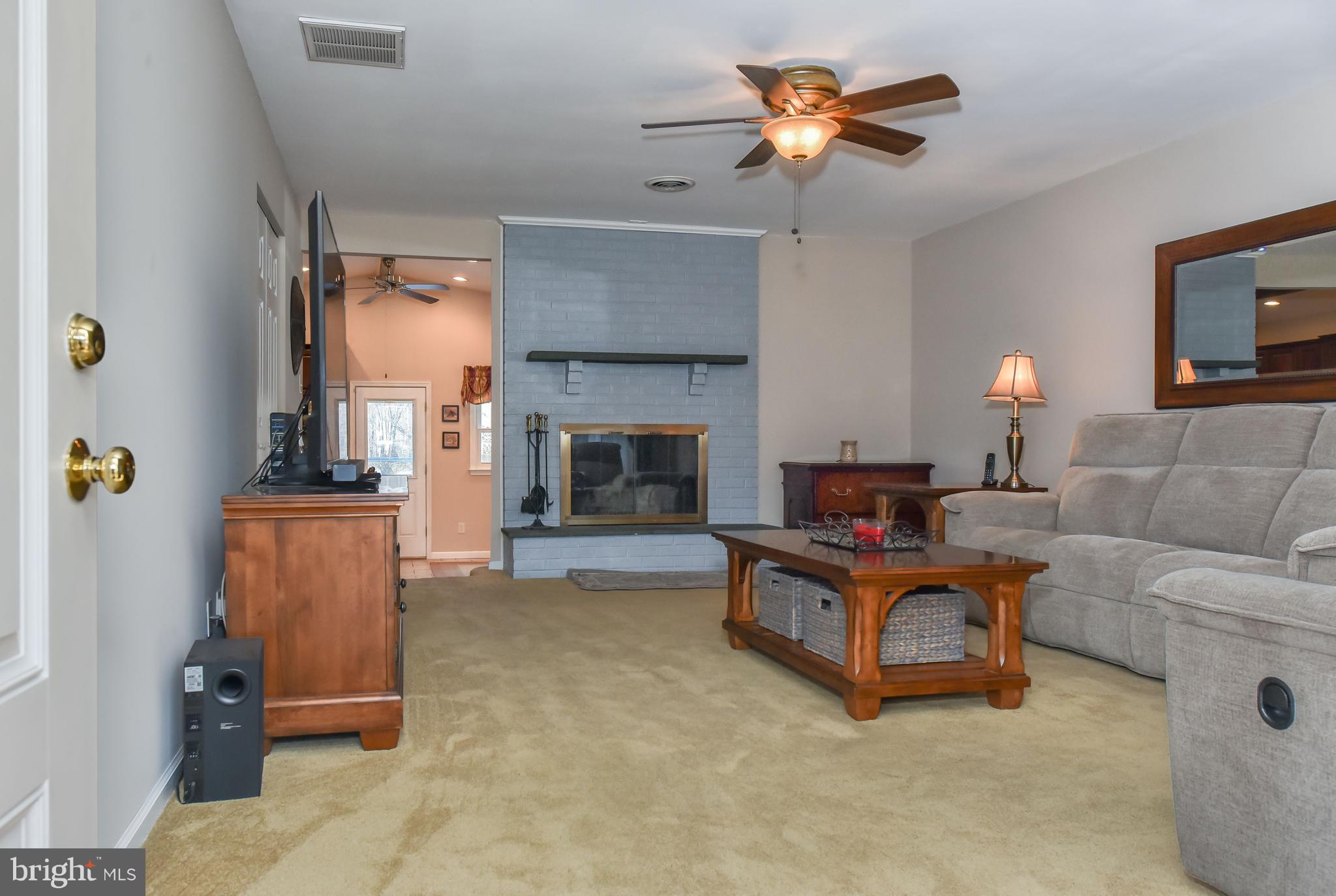 245 Hilltop Road Elkton, MD 21921 - Photo 2 of 28
