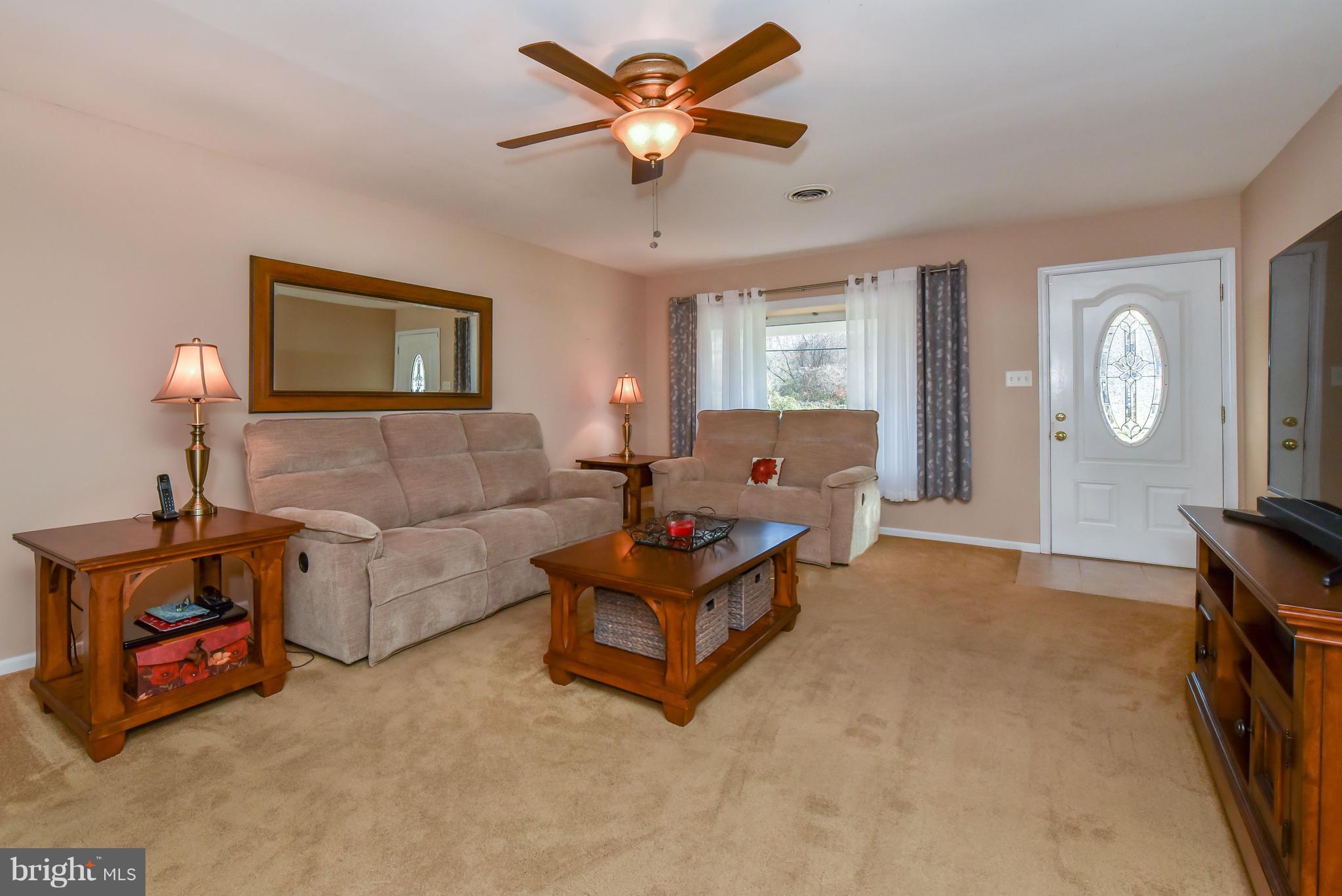 245 Hilltop Road Elkton, MD 21921 - Photo 4 of 28