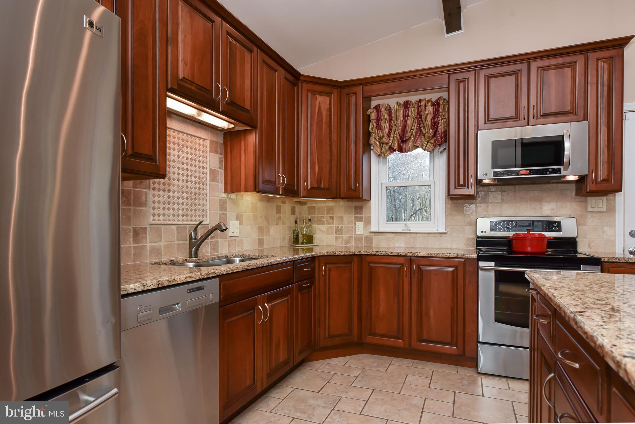 245 Hilltop Road Elkton, MD 21921 - Photo 6 of 28