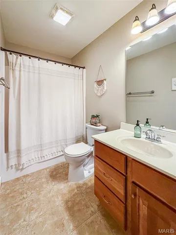 $515,000 | 1155 Red Hawk Ridge Lane, O'Fallon, IL 62269