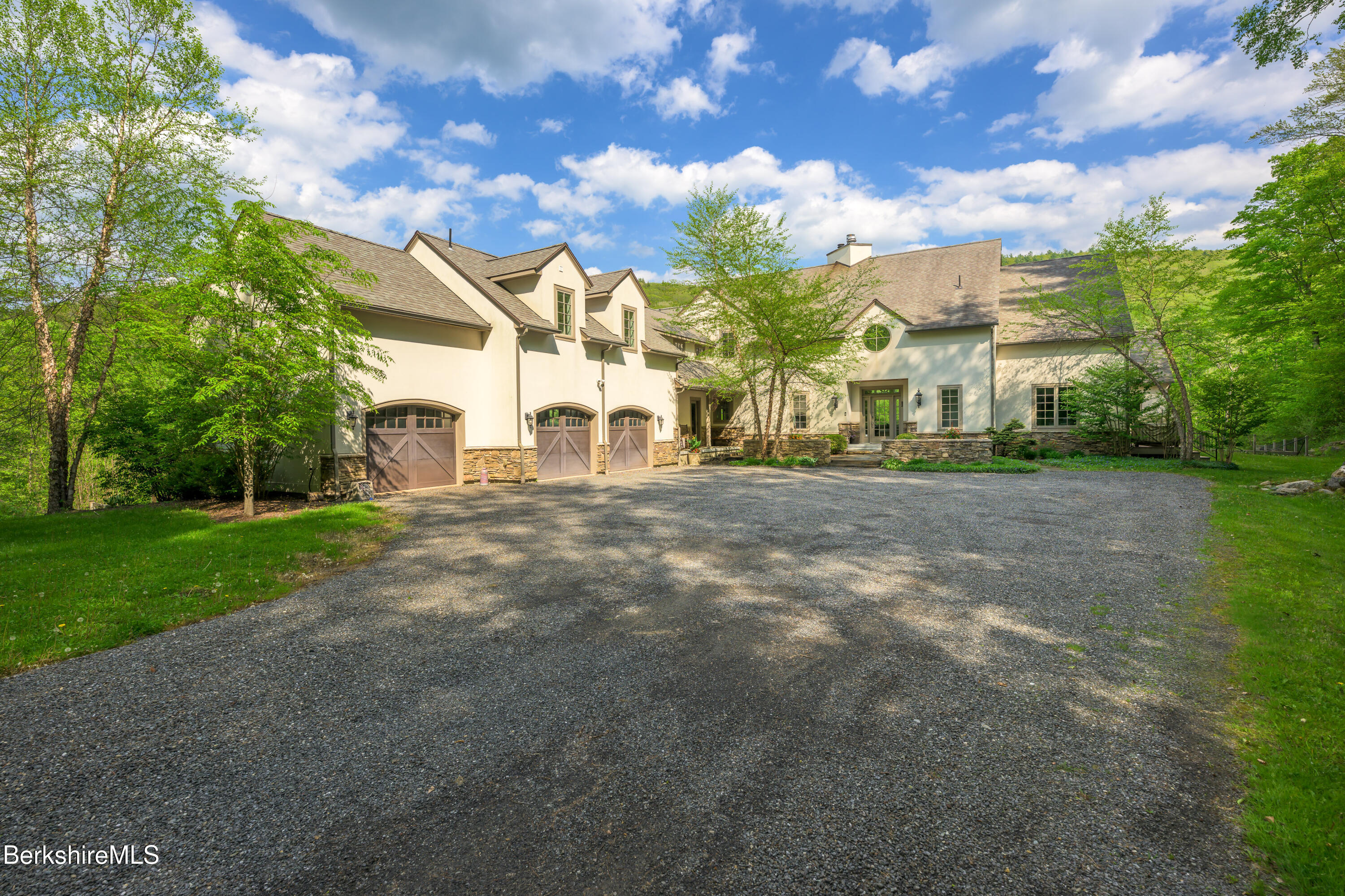 83 Maple Hill Road West Stockbridge, MA 01266 - Photo 72 of 78 3 bay garage