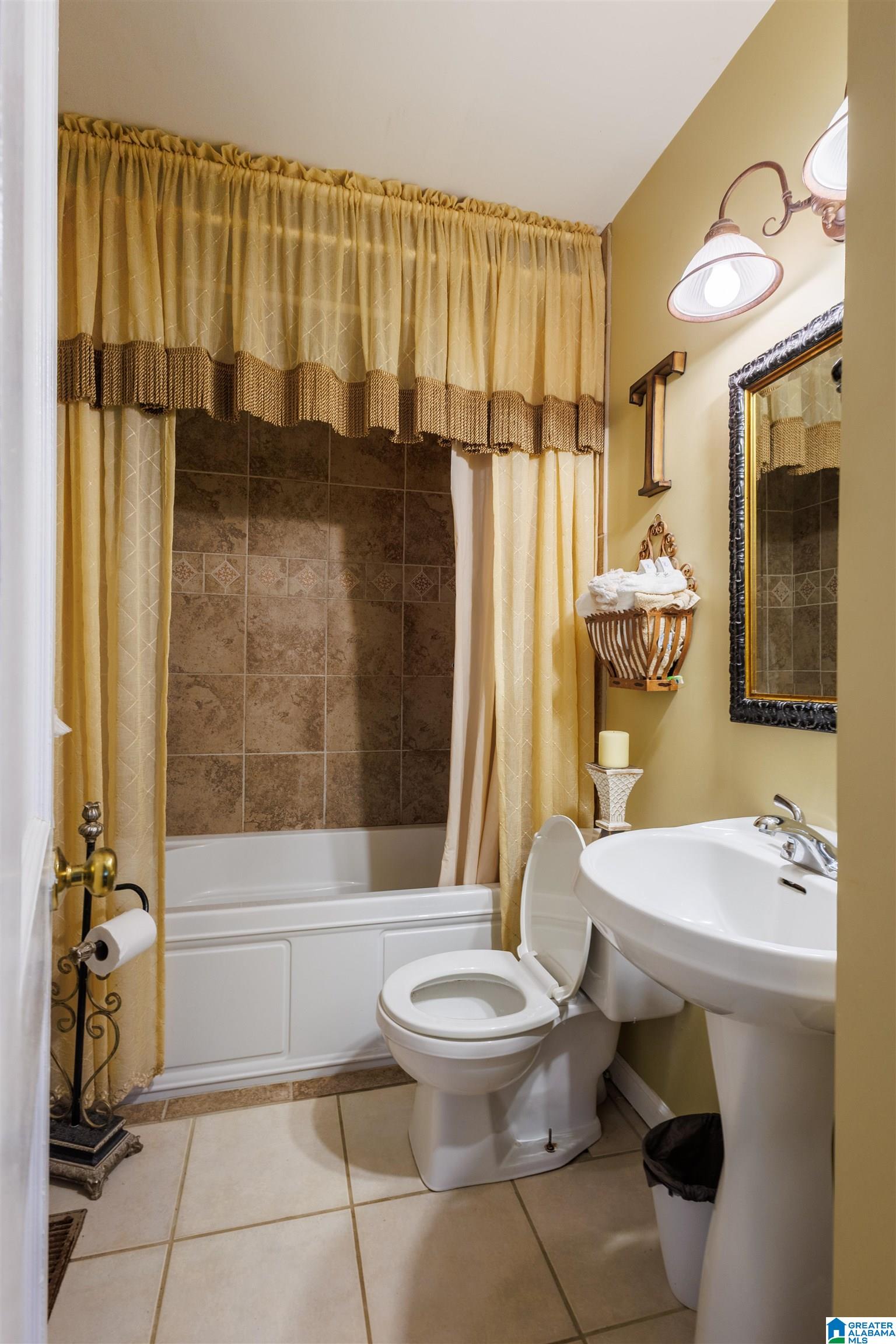 708 Glenwood Road Talladega, AL 35160 - Photo 14 of 22