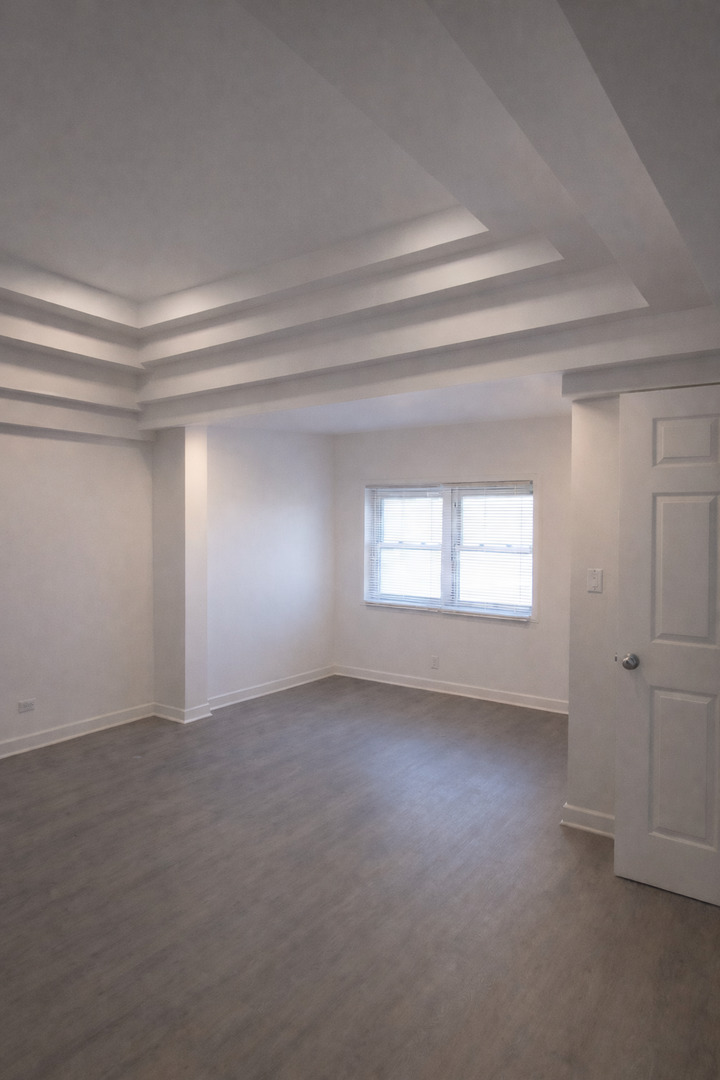 a view of empty room with window