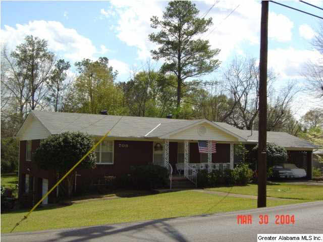 709 9th Street West Oxford, AL 36203 - Photo 1 of 10