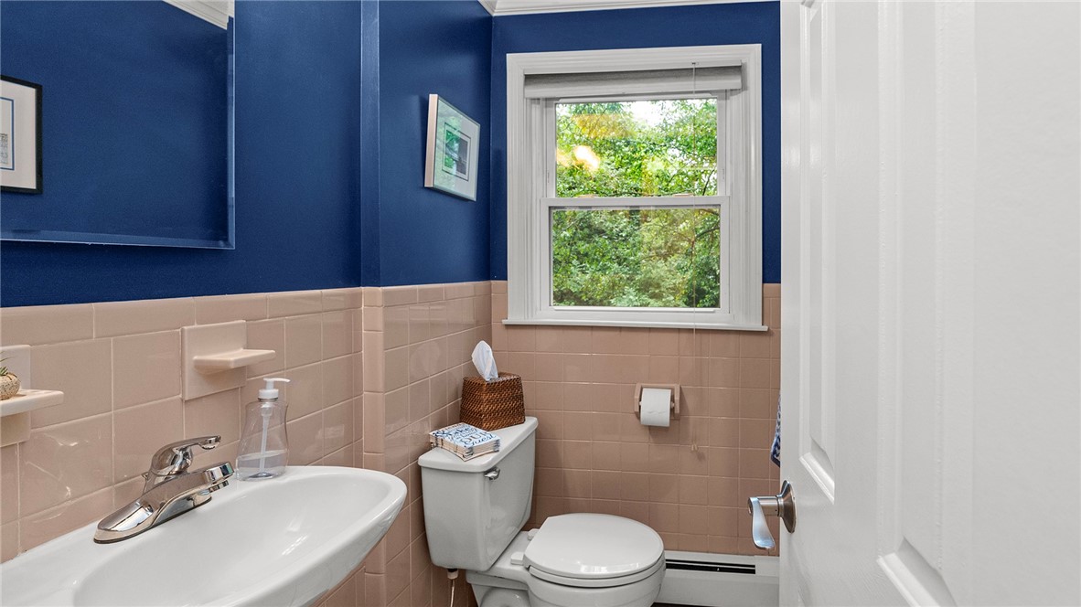 40 Sage Drive Warwick, RI 02886 - Photo 20 of 42