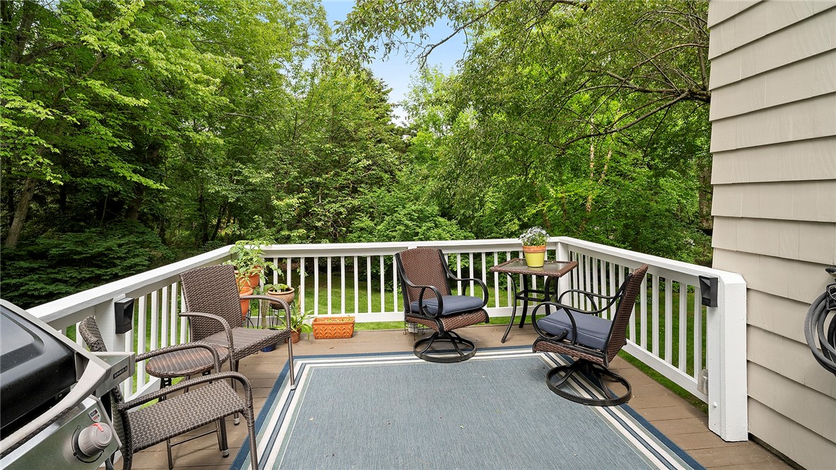 40 Sage Drive Warwick, RI 02886 - Photo 34 of 42