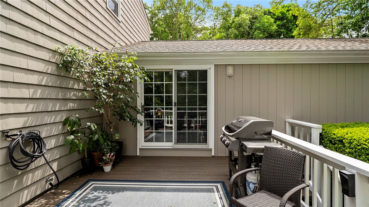 40 Sage Drive Warwick, RI 02886 - Photo 35 of 42