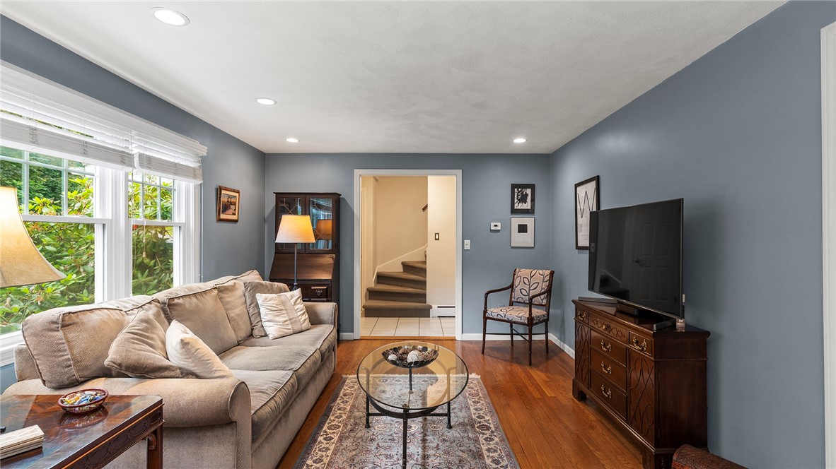 40 Sage Drive Warwick, RI 02886 - Photo 10 of 42