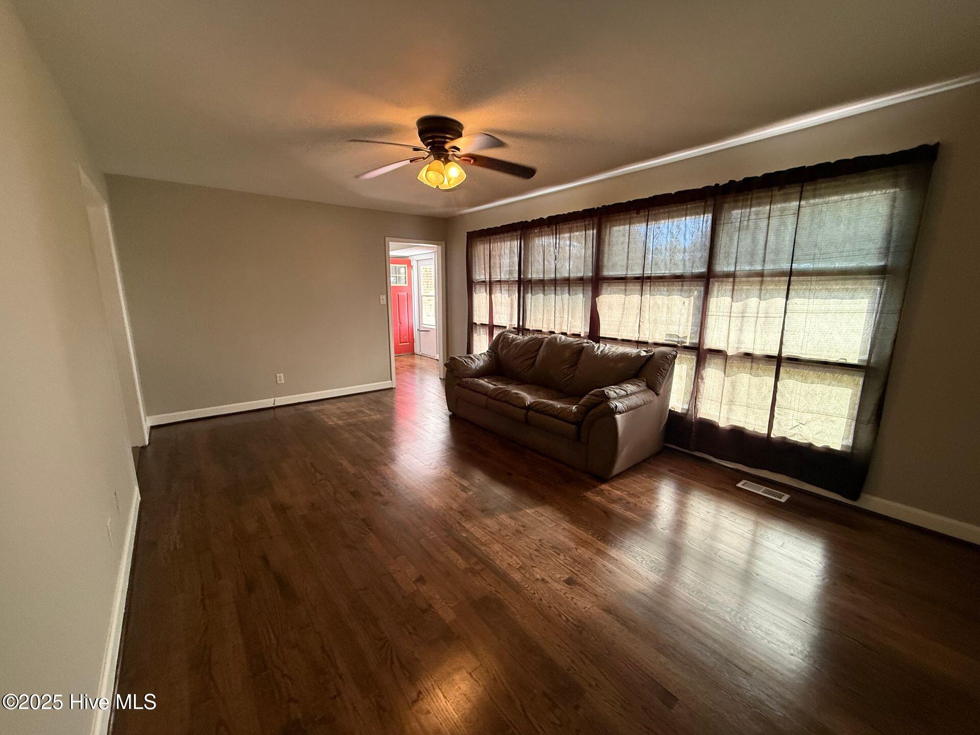 1155 Lake Cole Road Midway Park, NC 28544 - Photo 4 of 11 living room